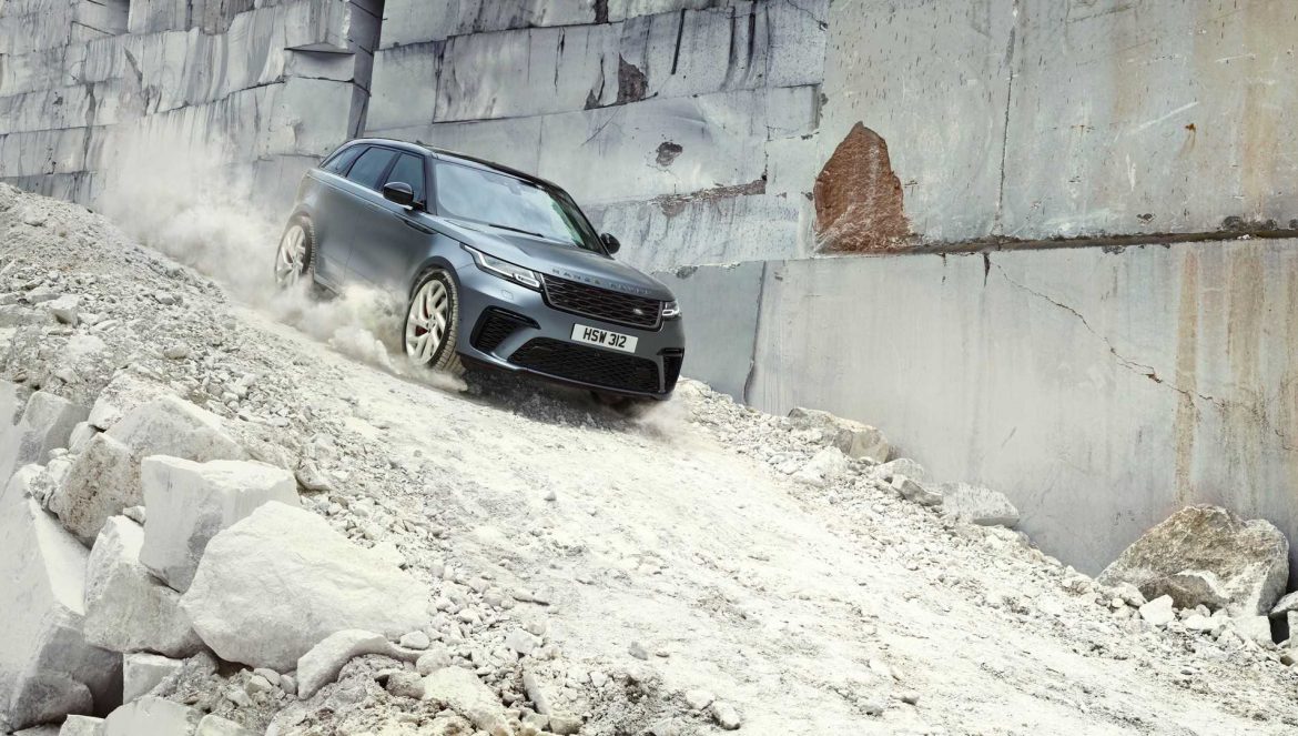 Euro-tehno Passat, sporty Citan și Velar SVAutobiography