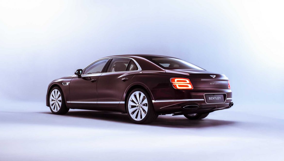 (Video) Flying Spur, Bentley GT cu patru portiere