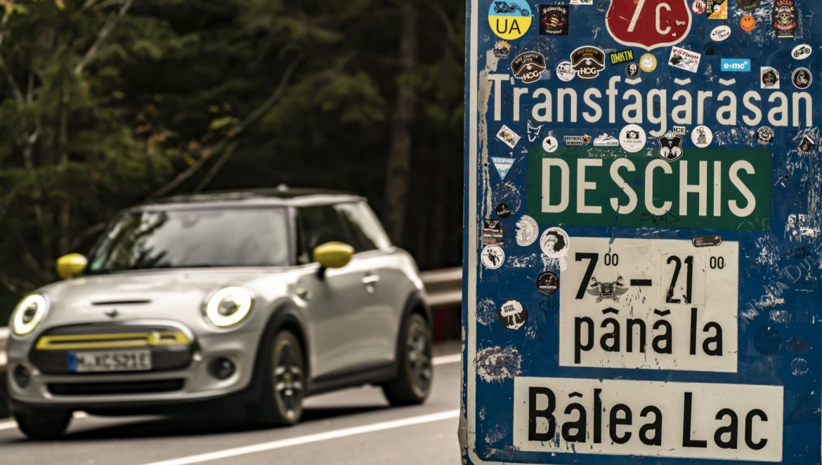 T-Roc, Corsa GS Line sau Cooper SE pe Transfăgărăşan