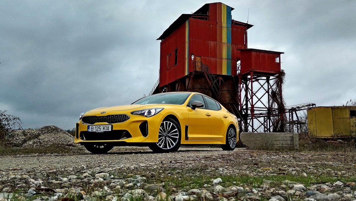 Mini Test Kia Stinger 2.0 T-GDi 8AT RWD GT Line – 10 plusuri și minusuri