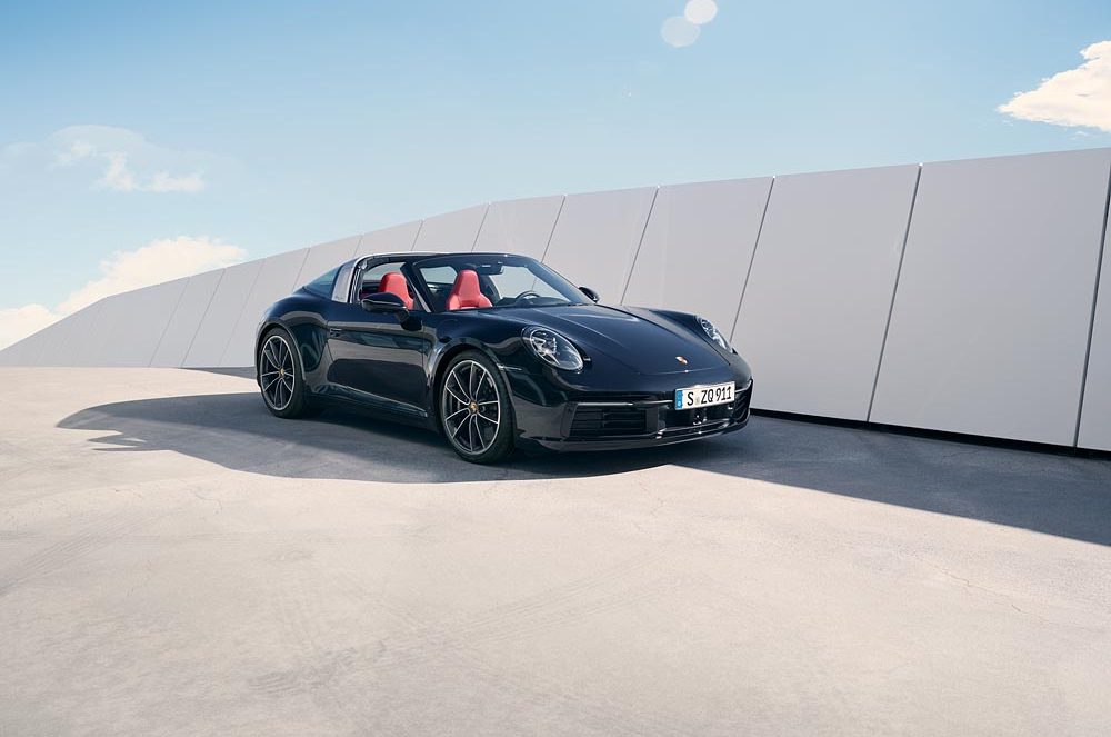 Porsche merge Targa cu 911, Nissan pe e-Power cu Kicks