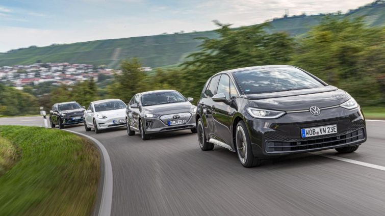 test comparativ VW ID.3, Kia e-Niro, Hyundai Ioniq, Tesla Model 3