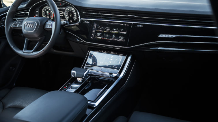 Audi Q7 55 TFSI e interior