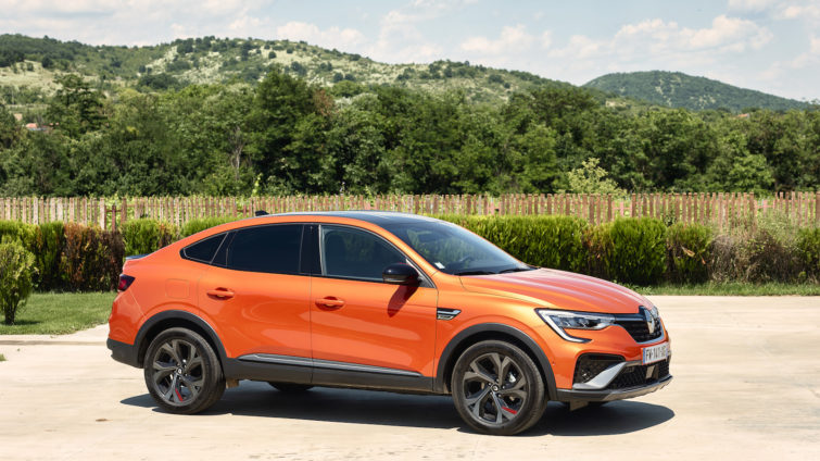 Renault Arkana E-Tech Hybrid_7