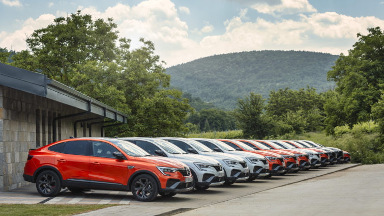 Renault Arkana E-Tech Hybrid_7