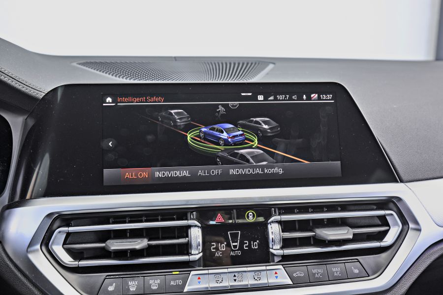 sistem multimedia BMW Seria 3
