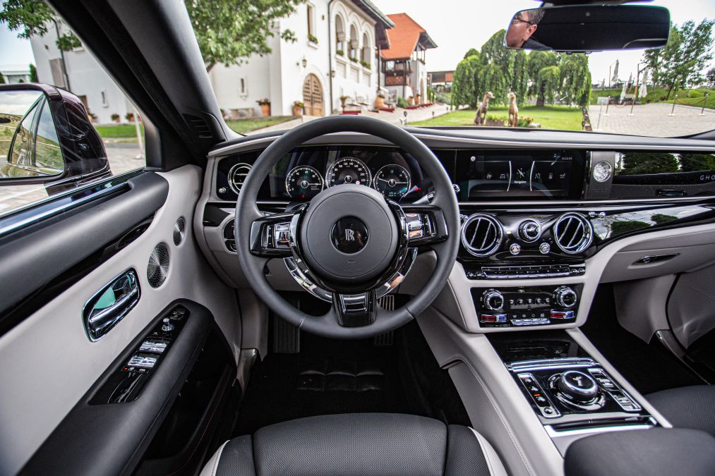 test Rolls-Royce Ghost EWB 2021