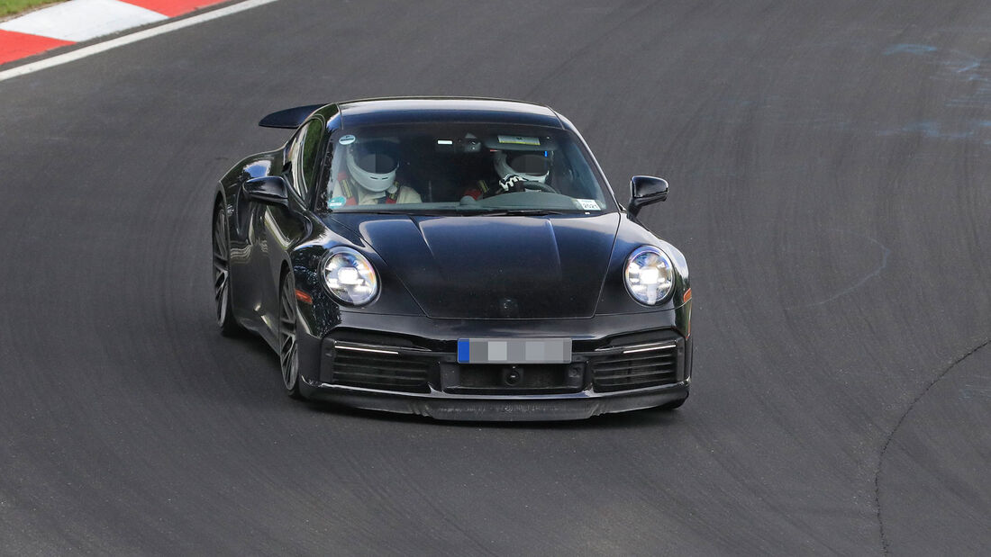Erlkoenig-Porsche-911-Hybrid-169Gallery-e7d9f9e7-1812711