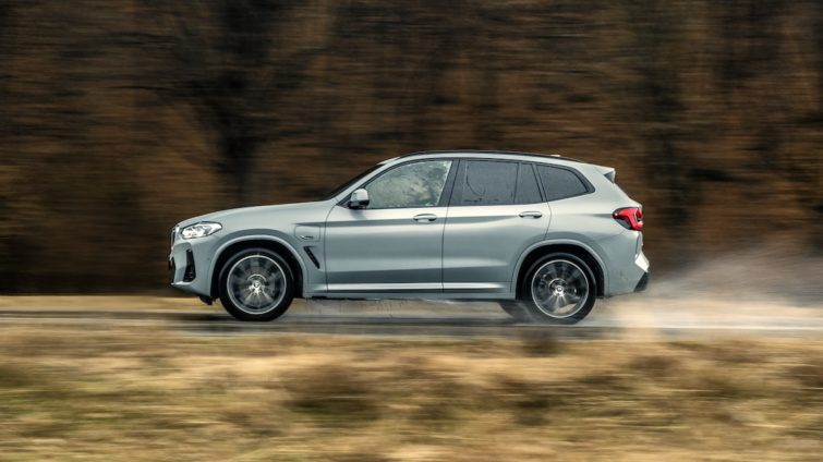 BMW X3 xDrive30e