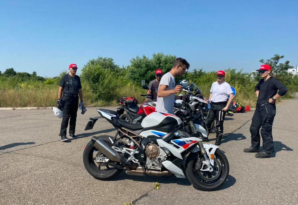 Școala moto AMI