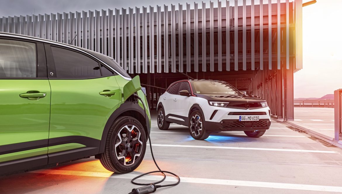 Opel Mokka vs Opel Mokka-e