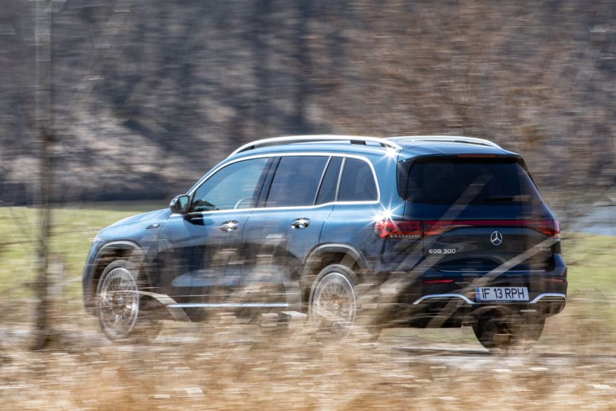 test Mercedes EQB 300 4Matic
