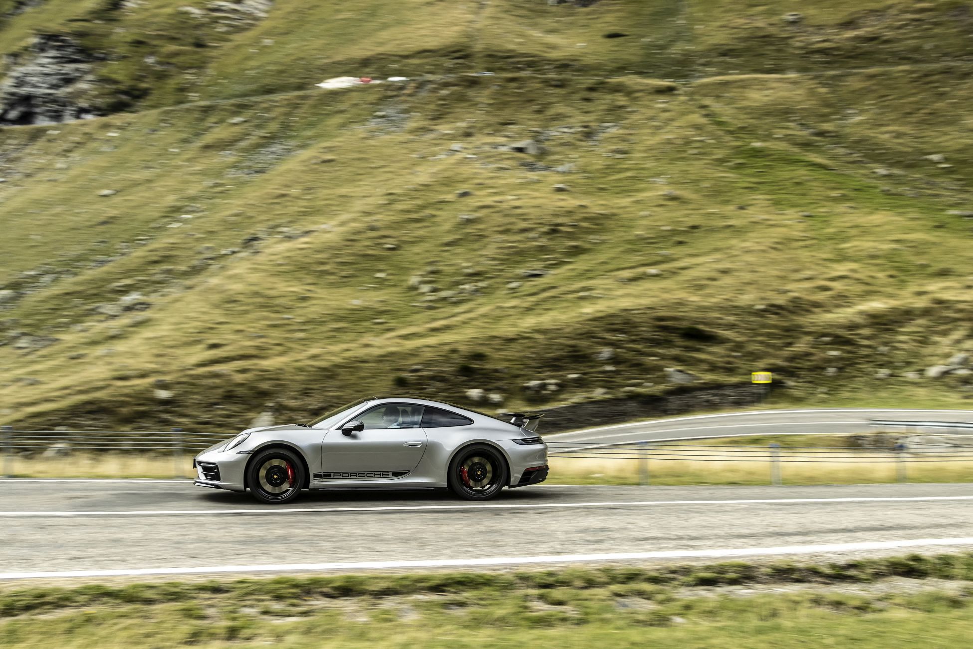 test comparativ Porsche 911 GTS