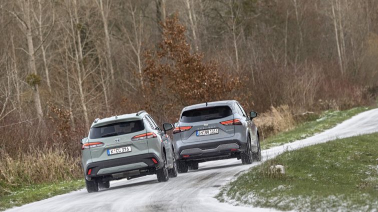 Nissan Qashqai e-Power vs Toyota Corolla Cross