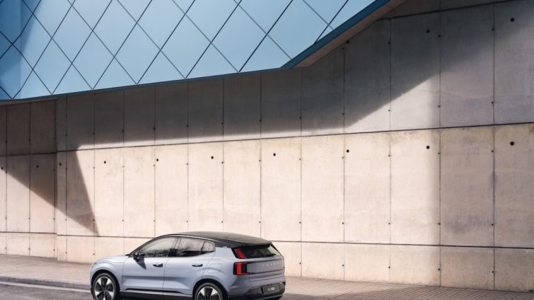 Volvo EX30