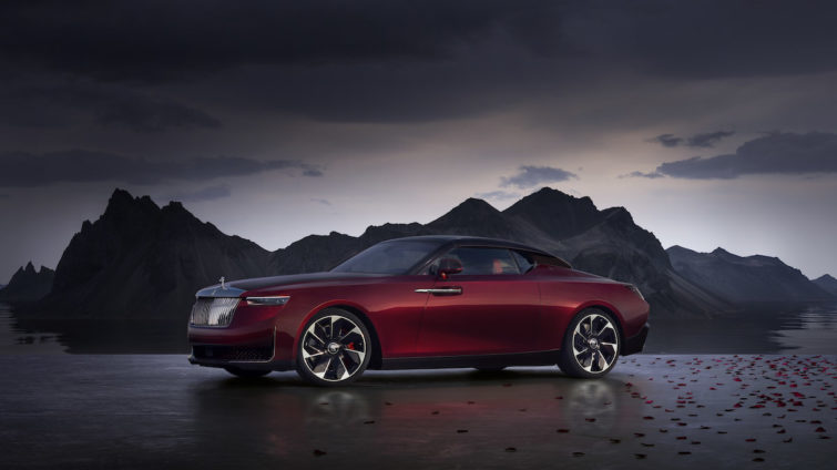 Rolls-Royce Droptail La Rose Noire