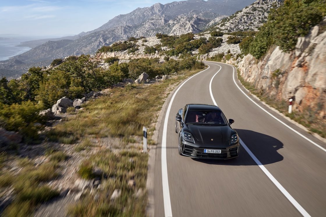 Porsche Panamera 2024