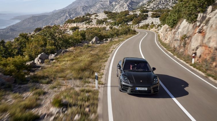 Porsche Panamera 2024