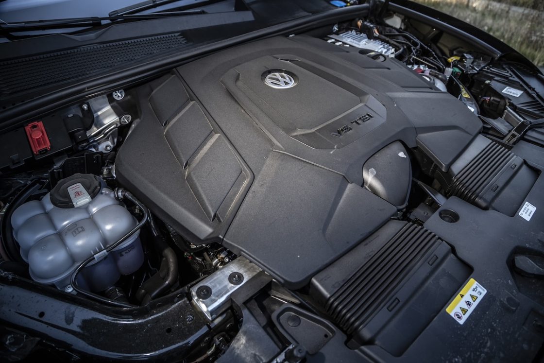 VW Touareg PHEV facelift - test drive