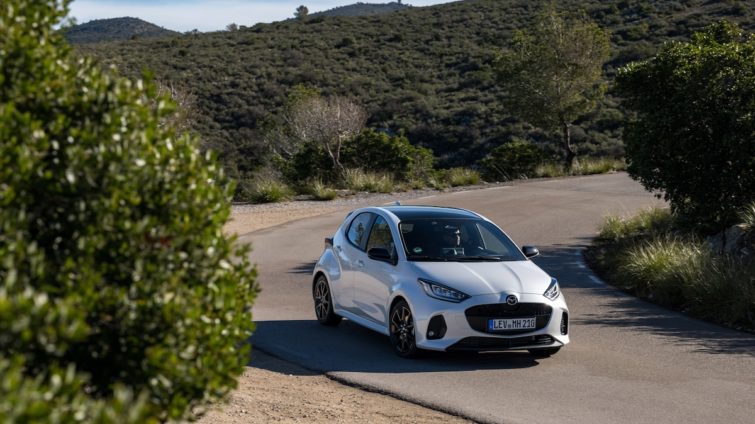 Mazda2 Hybrid facelift