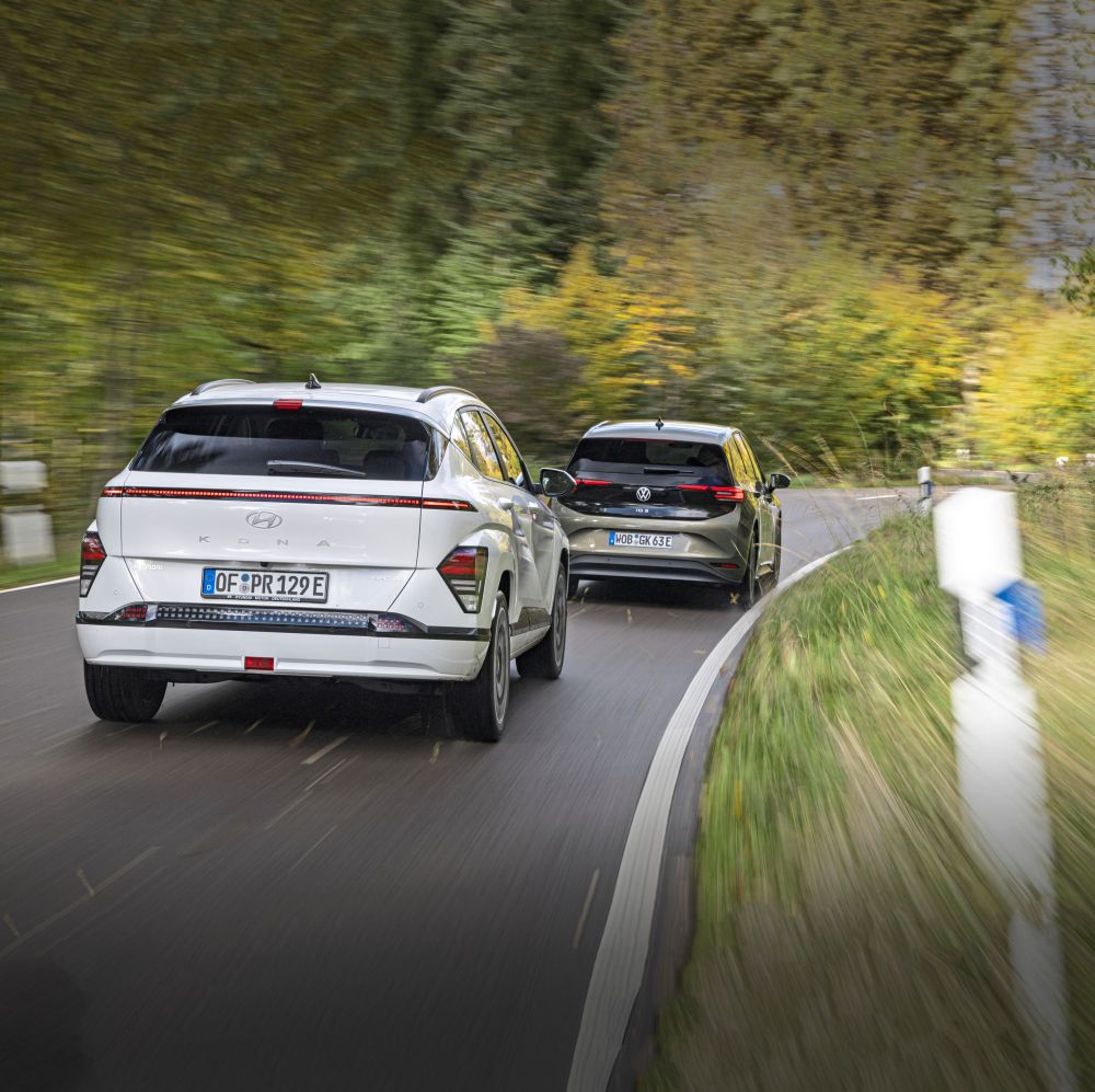 test comparativ Hyundai Kona vs VW ID.3 facelift 2024