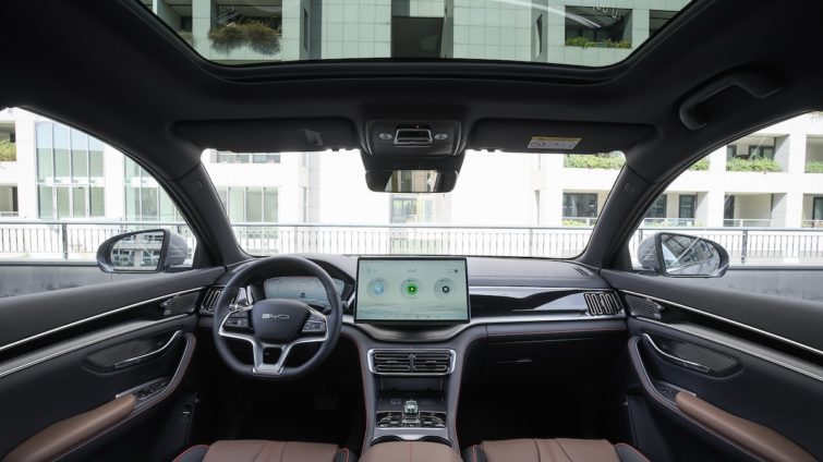 test drive BYD Seal U DM-i