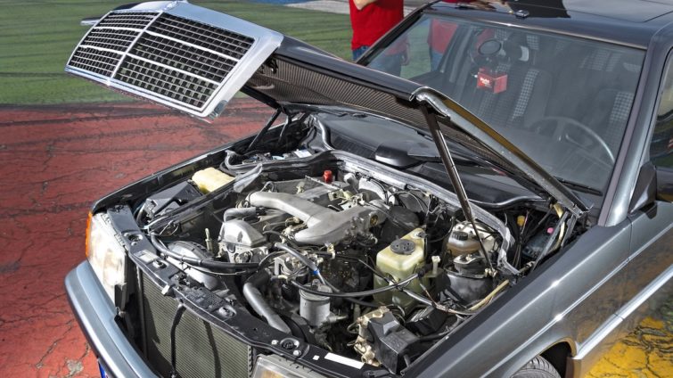 Mercedes 190D 2.5 Test