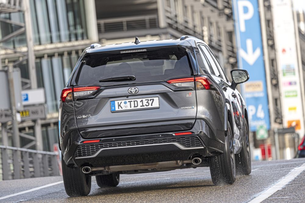 test comparativ Honda CR-V vs Toyota CR-V