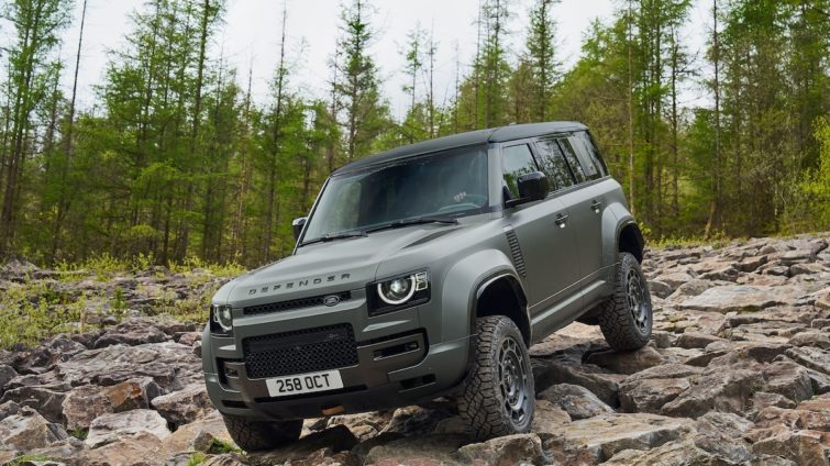 Land Rover Defender Octa