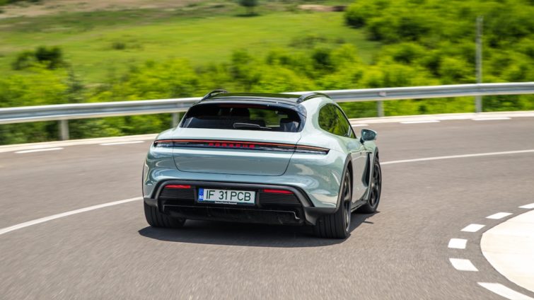 Porsche Taycan Cross Turismo facelift