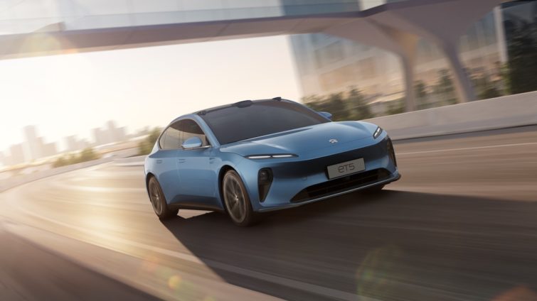 NIO ET5