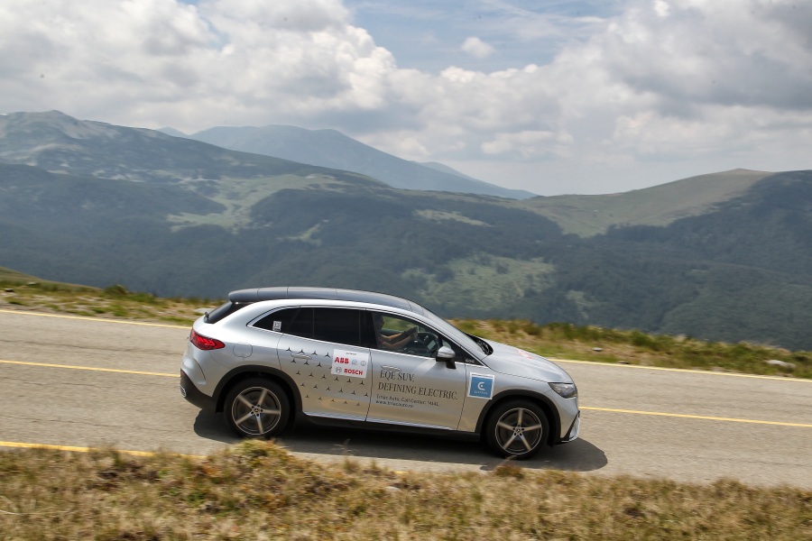 Mercedes EQE SUV Auto motor si sport Grand Tour 2025