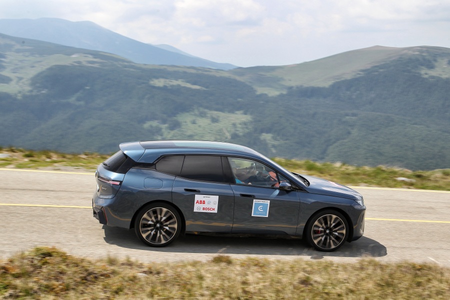 BMW iX Auto Motor si sport Grand Tour 2025