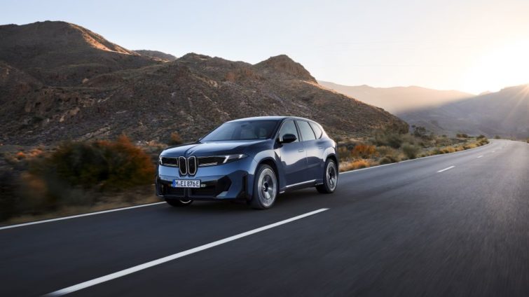 BMW ix3 2025