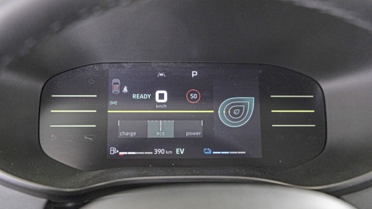 test comparativ Dacia Jogger vs Ford Tourneo Courier