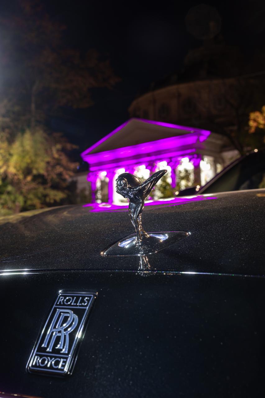 Rolls-Royce Spectre Black badge