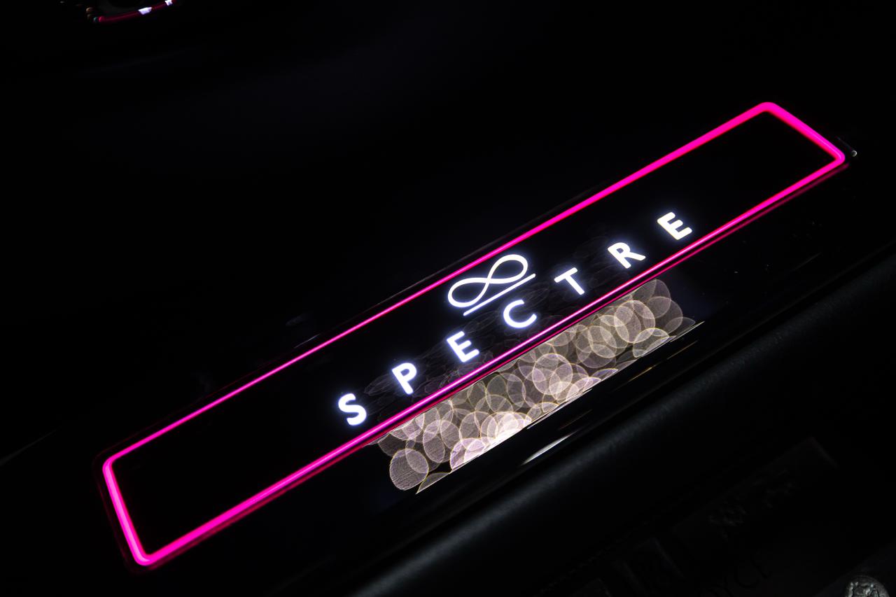 Rolls-Royce Spectre Black badge