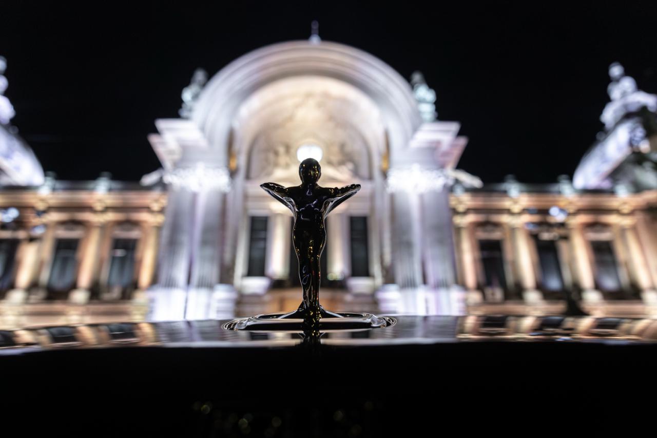 Rolls-Royce Spectre Black badge