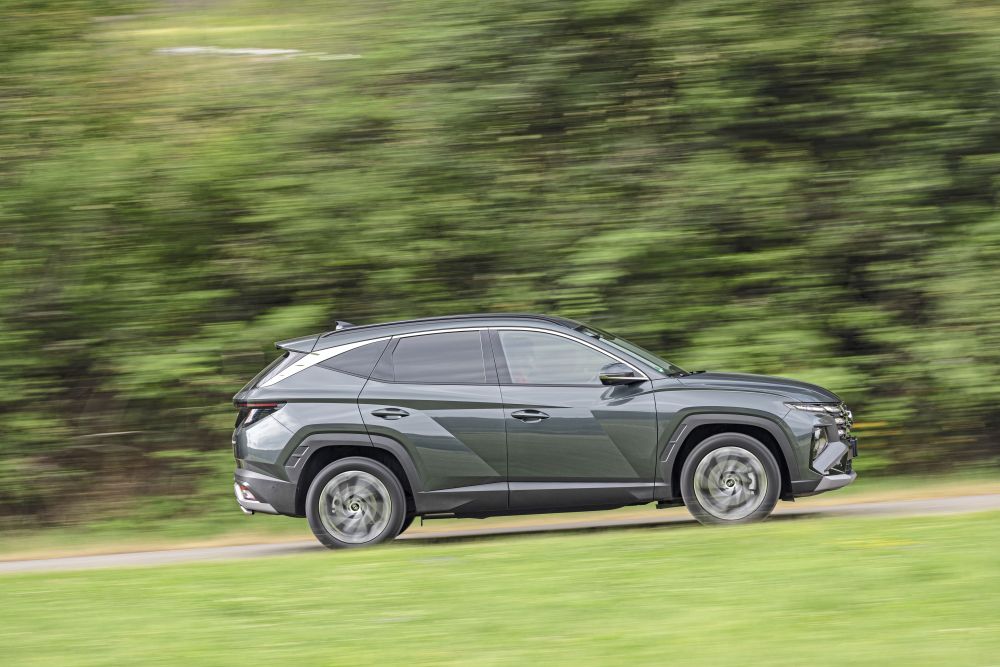 test comparativ KGM Actyon, Ford Kuga, Hyundai Tucson