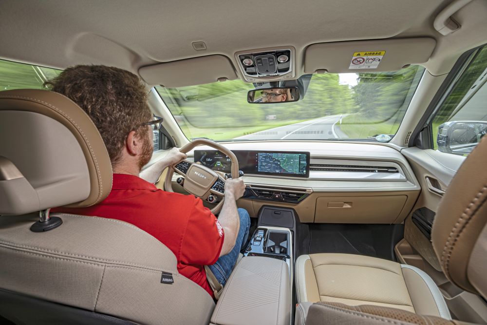 test comparativ KGM Actyon, Ford Kuga, Hyundai Tucson