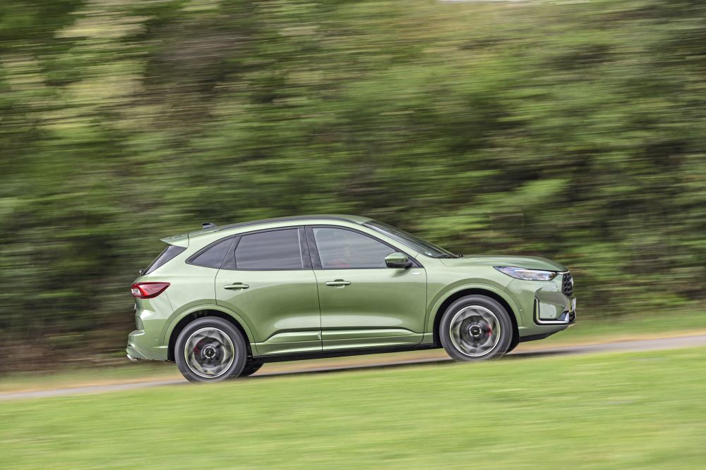 test comparativ KGM Actyon, Ford Kuga, Hyundai Tucson