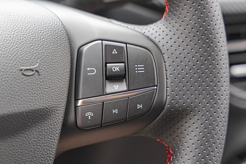 test comparativ KGM Actyon, Ford Kuga, Hyundai Tucson