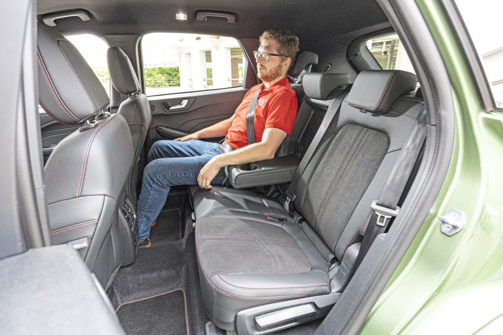 test comparativ KGM Actyon, Ford Kuga, Hyundai Tucson