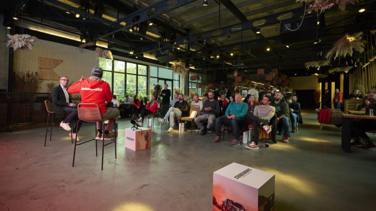 Nasser Al-Attiyah - Dacia Sandriders _2