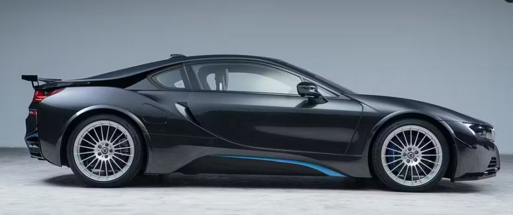 Alpina Bi8 bazat pe BMW i8