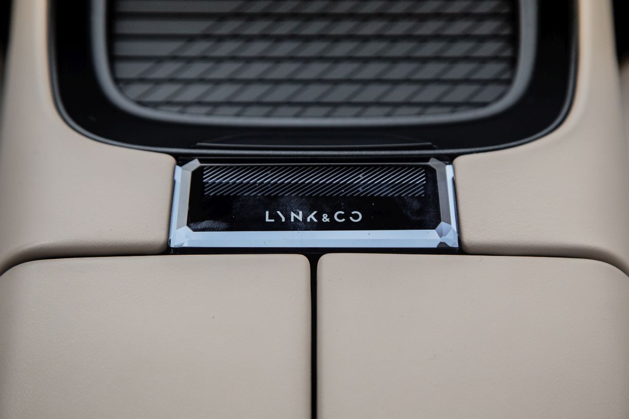 test Lynk&Co 08