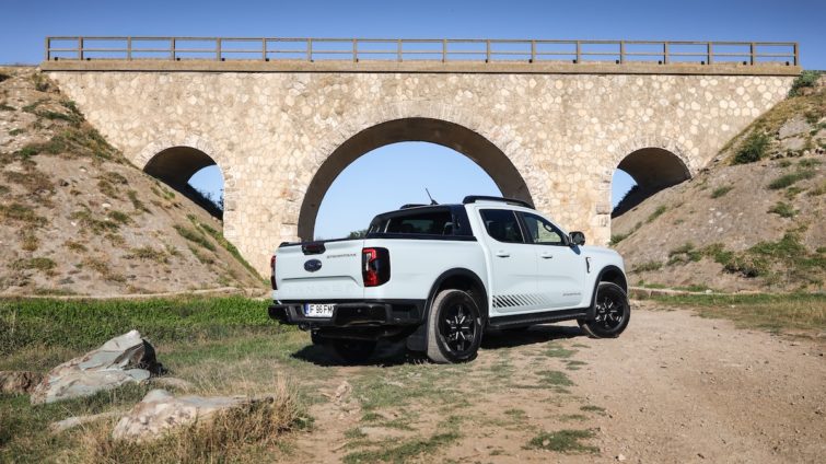 Ford Ranger PHEV - test