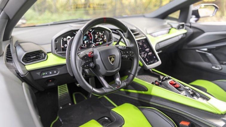 Lamborghini Revuelto - test drive