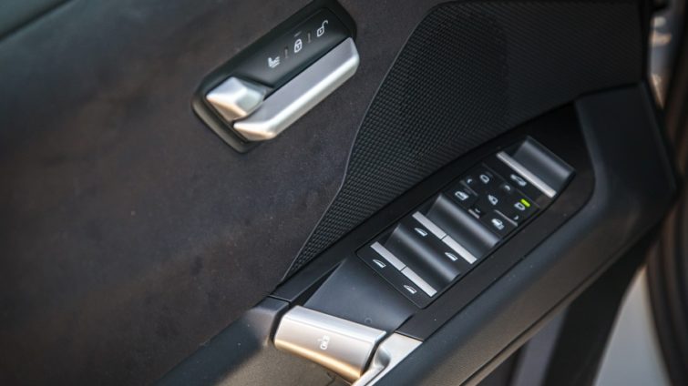 test BMW iX3 50 xDrive