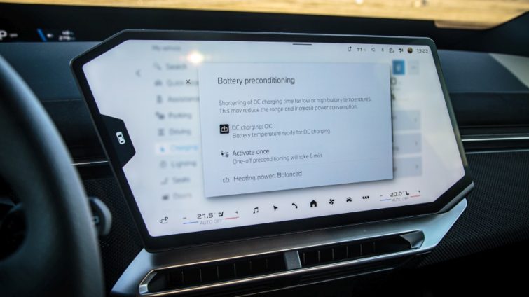 test BMW iX3 50 xDrive